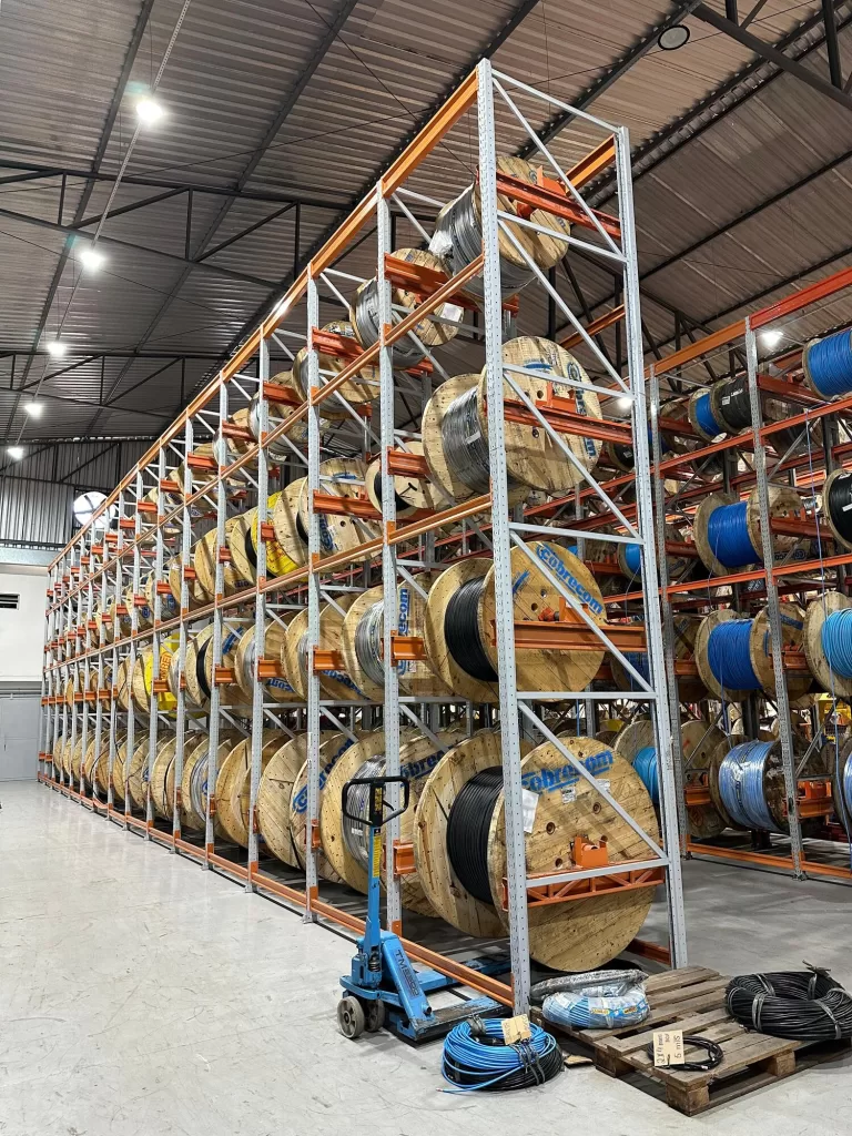 Porta-bobinas (4)