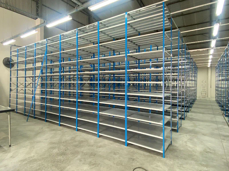 Estante Industrial – Resistência e Organização para Estoques e Ambientes Profissionais